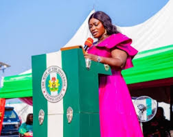 Yuletide: Ebonyi Governor’s Wife secures release of 25 inmates, calls for compassionate justice