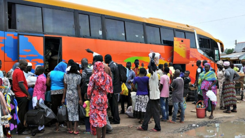 Yuletide: South East-bound commuters battle extortion, terrible roads