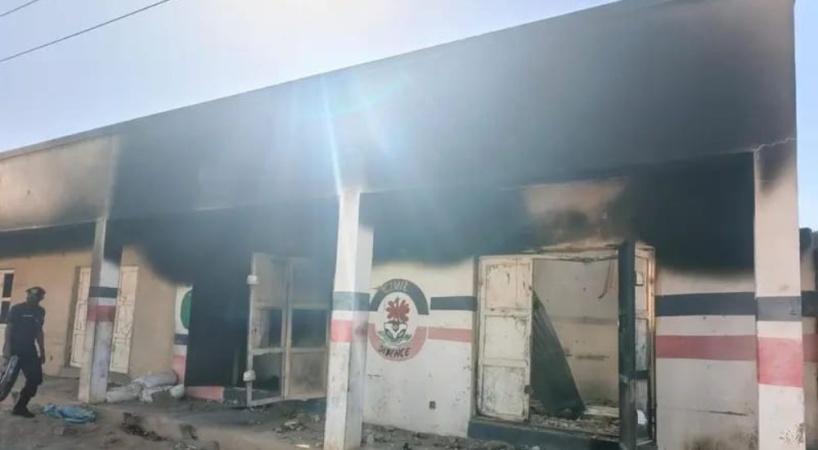 Mob sets NSCDC outpost ablaze in Kano, kills 3 suspects