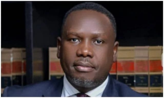 Report VIPs with police escorts, presidency urges Nigerians