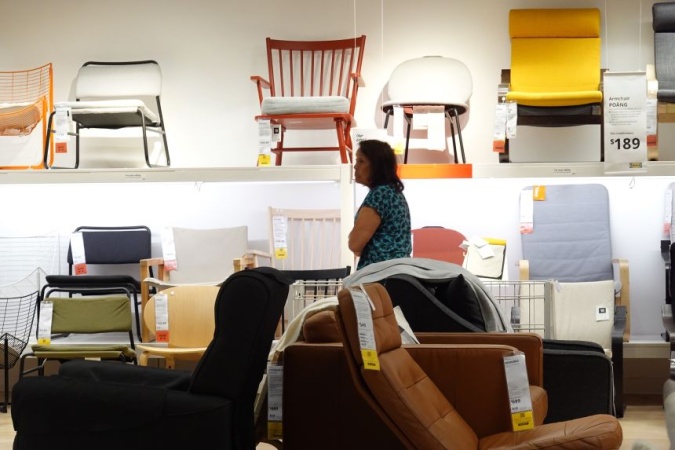 Trump postpones tariff hikes on furniture, kitchen cabinets for a year