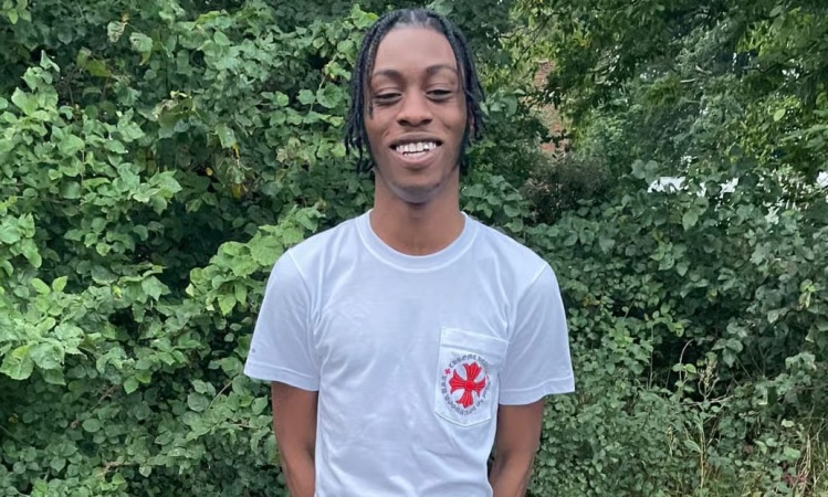 Nigerian stabbed in the chest in London, dies instantly