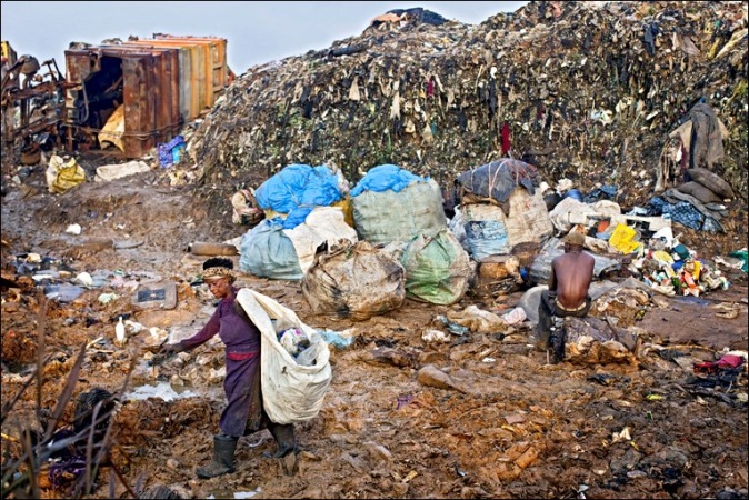 Who’s to blame as refuse heaps swamp Lagos? 