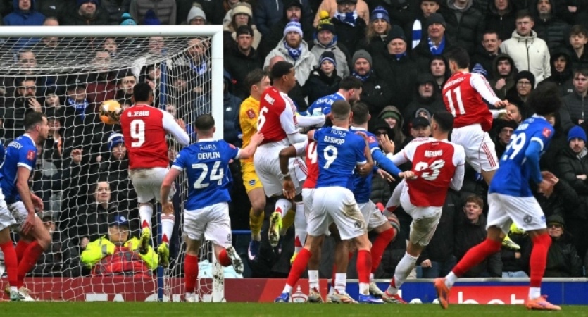 Martinelli’s hat-trick eases Arsenal past Portsmouth