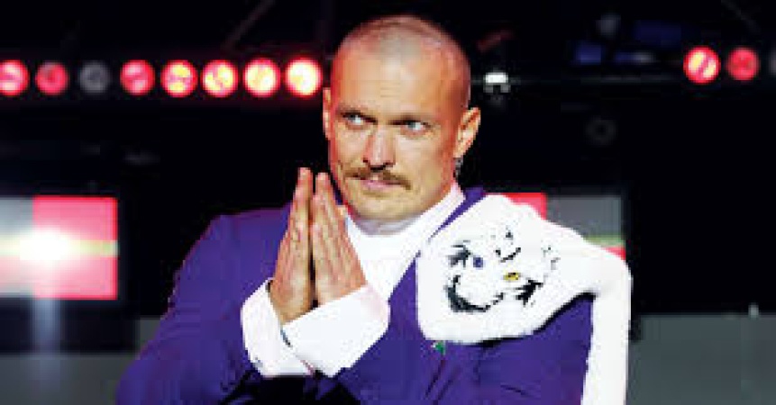 Oleksandr Usyk says one man stands alone as the greatest heavyweight ever