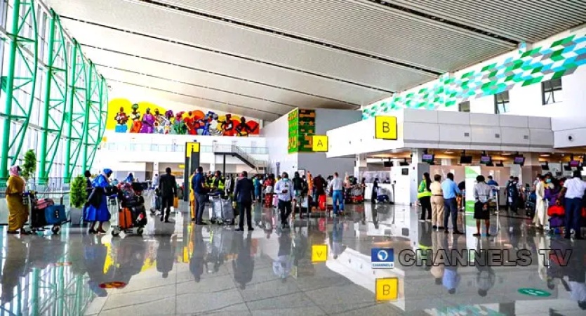 Abuja airport: Over 400 passengers stranded for 48 hours, NCAA intervenes