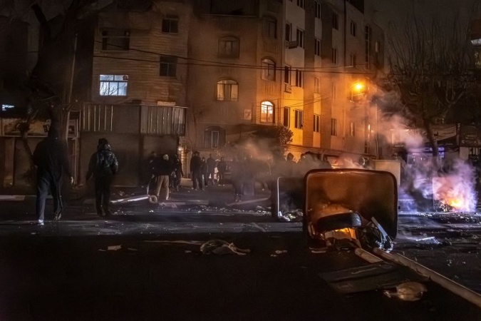 Access to Elon Musk’s Starlink internet service is now free in Iran as regime continues brutal crackdown on protests