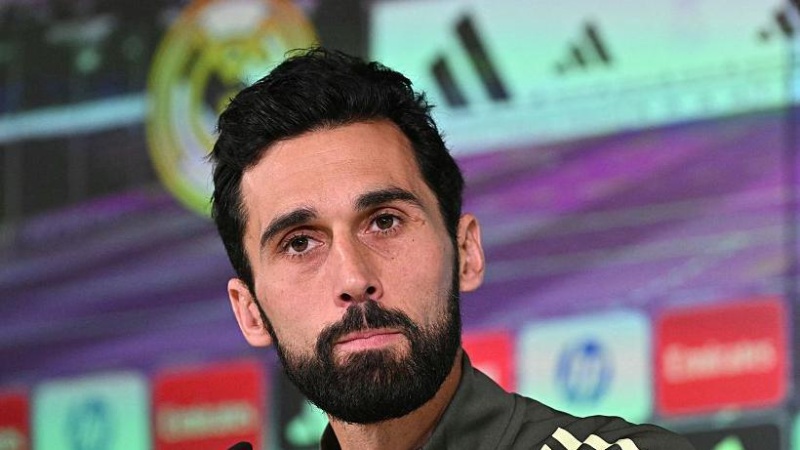 Arbeloa 'looking for solutions' and fans' support