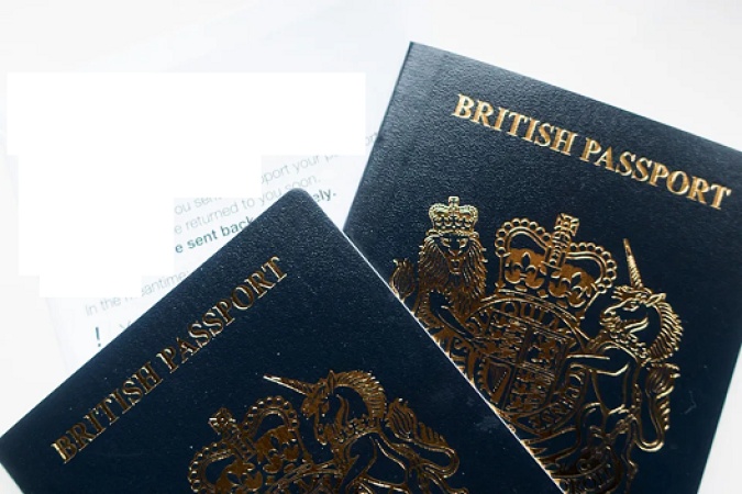 Dual citizen Britons without UK passport could be refused entry under rule change