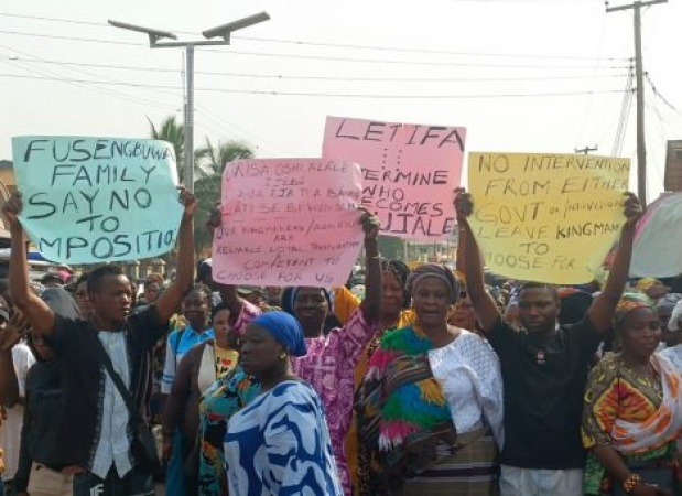 JUST IN: Protest rocks Ijebu Ode over alleged plot to impose candidate as Awujale 