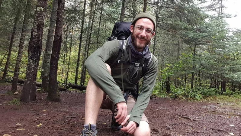 Trump’s govt defends immigration agents killing US citizen in Minneapolis