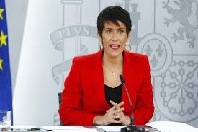 Spain plans to give half a million undocumented migrants legal status