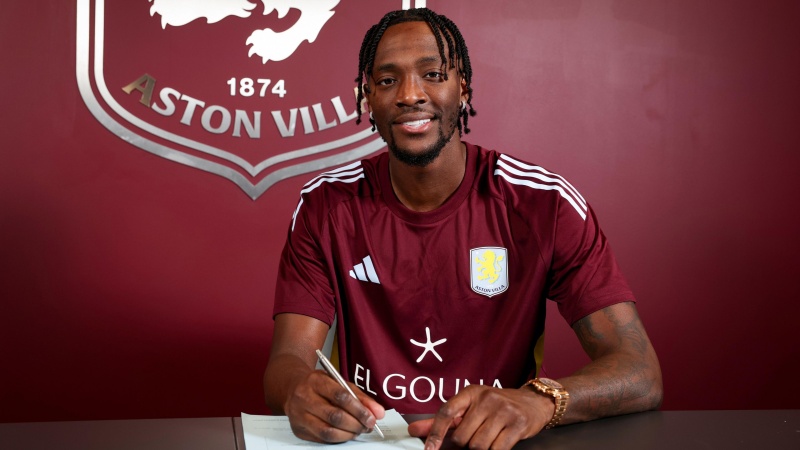 Villa sign striker Abraham for £18.25m