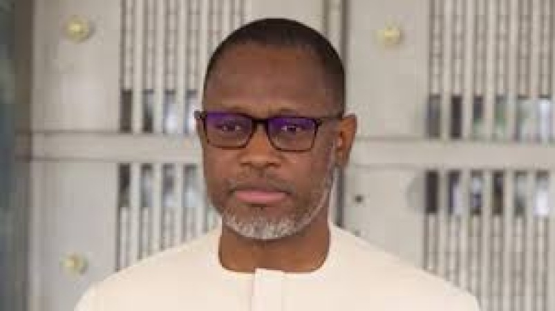 Burkina Faso junta dissolves political parties