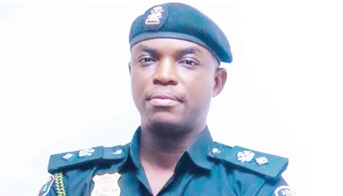 Don’t fight criminals, save your life first, police advise Nigerians