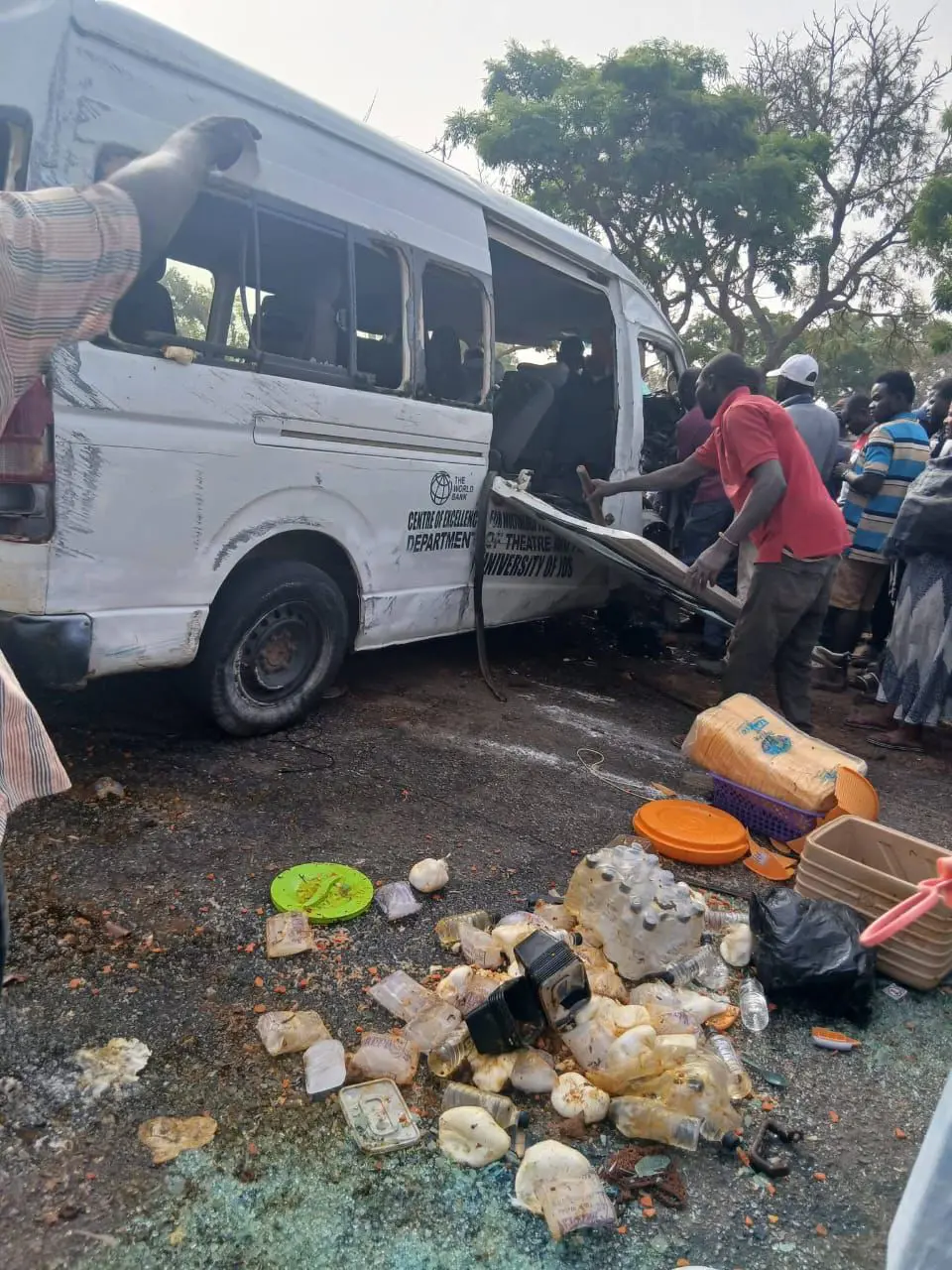 Several passengers injured in Plateau road crash