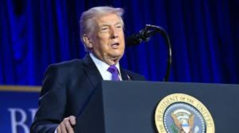 Trump removes video with racist clip depicting Obamas as apes