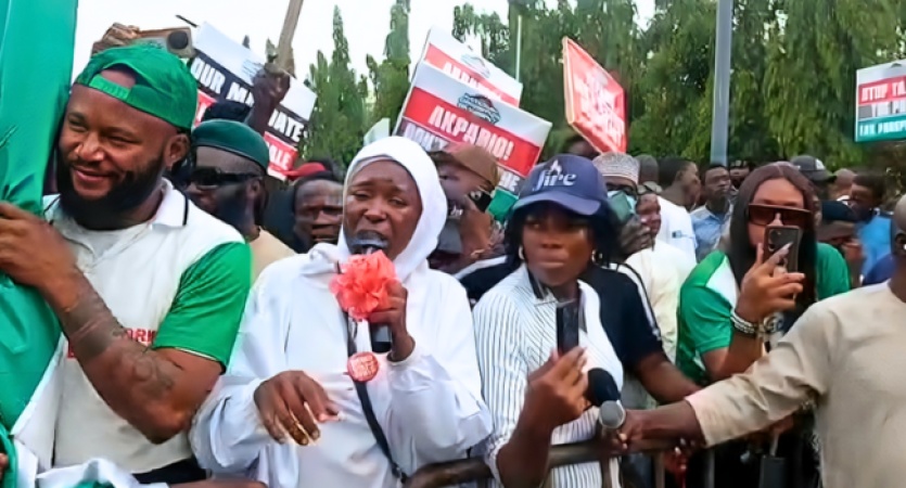 Aisha Yesufu calls for real-time e-transmission of results, questions military presence at protest