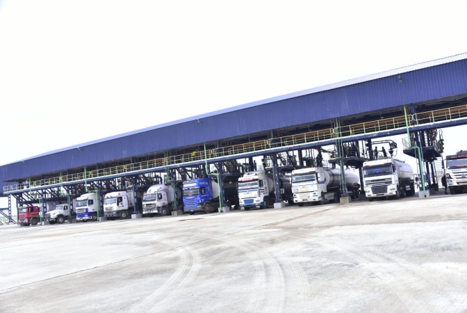 Dangote reduces petrol price by N25 per litre 