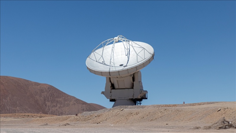 Astronomers in South Africa discover most distant cosmic laser ever detected