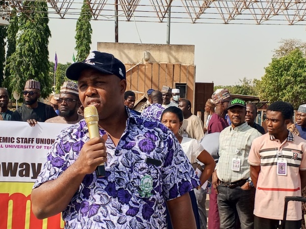 PHOTOS: ASUU, Students Protest Niger Govt’s Move to Take Over Varsity Campus