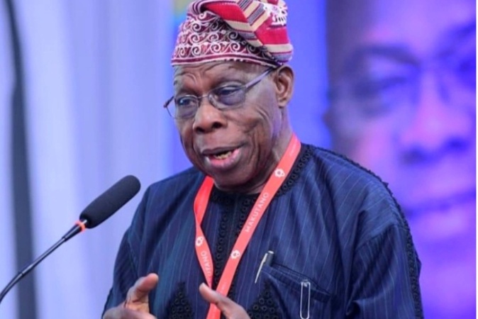 ‘I dey kampe’, Obasanjo shoots down death rumour