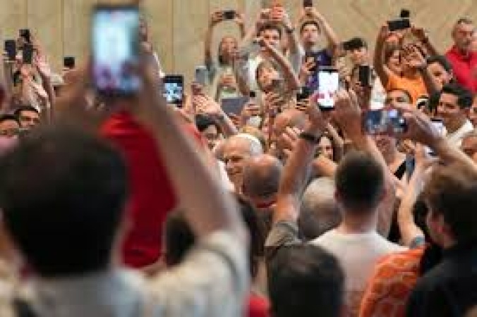 Vatican theological commission warns of replacing God with 'a world governed by machines'