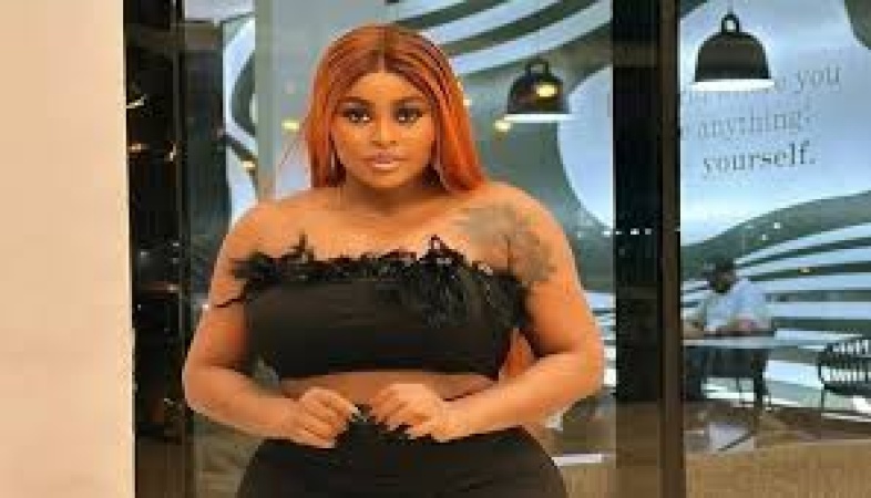 Lagos warns actress Sarah Martins against cooking on public roads 