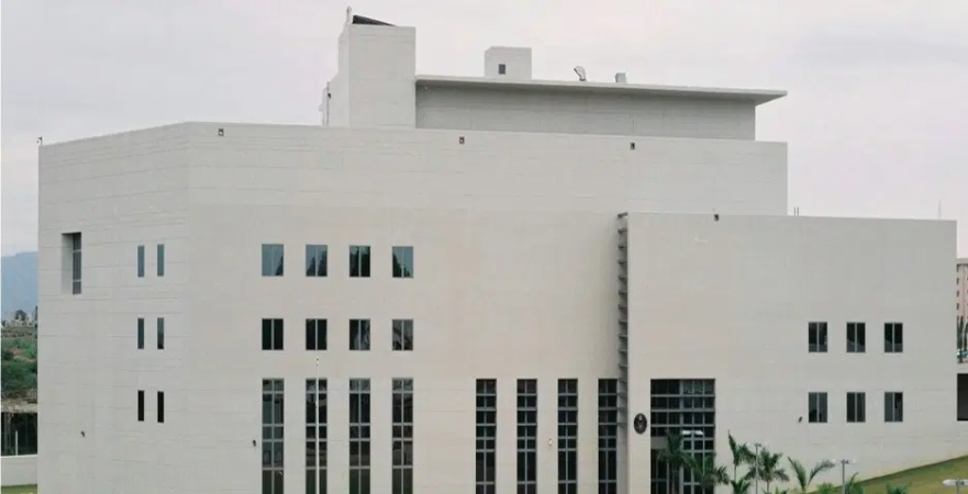 US warns of threat to facilities, schools in Nigeria