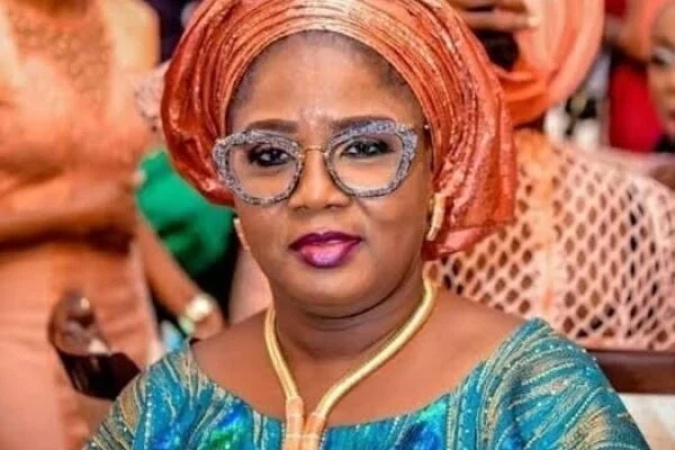 Tinubu’s daughter unveils scholarship for 1,000 students at Havilla University