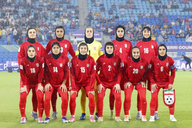 Member of Iranian soccer team granted asylum in Australia changes her mind