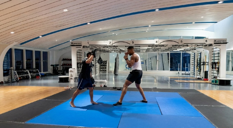 Anthony Joshua rejects rival deal as Hearn hints at big announcement