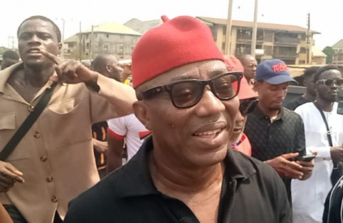 Sowore leads protest in Abia for Nnamdi Kanu’s release
