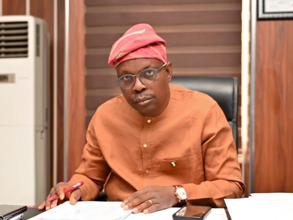 Nigeria calls for global compact on health worker migration 