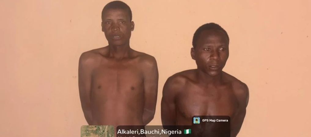 Troops arrest two suspected terrorists, gun down two others