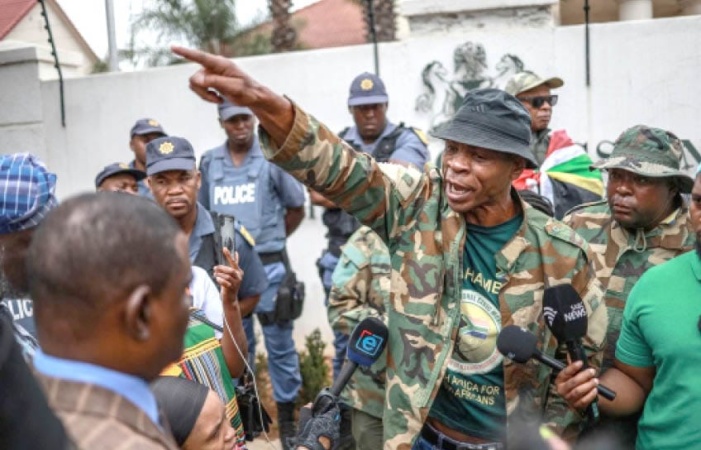 South Africans picket Nigerian High Commission over ‘Igbo king’