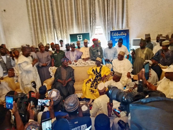 APC chairman visits Kano, woos Shekarau, Gwarzo
