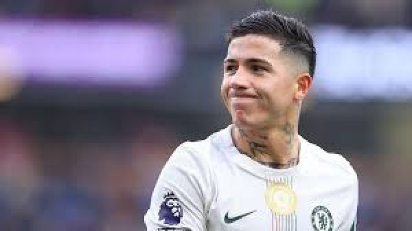 Rosenior stands firm on Enzo Fernández omission for Man City clash