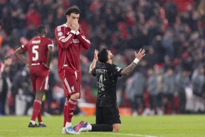 PSG humble Liverpool to move into Champions League semi-finals