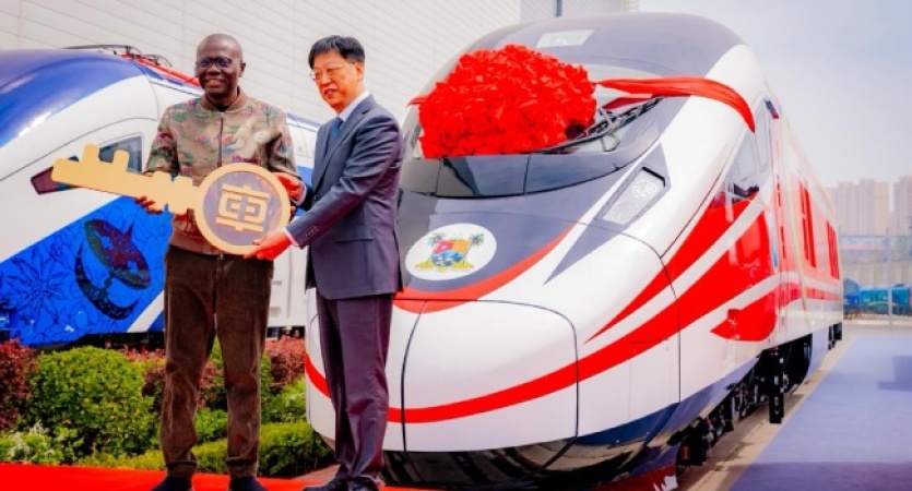 Lagos acquires 24 car trains to boost red rail line services