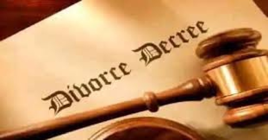 Court dissolves marriage due to husband's poverty