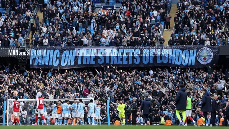  Premier League: Man City beat Arsenal as title race hots up