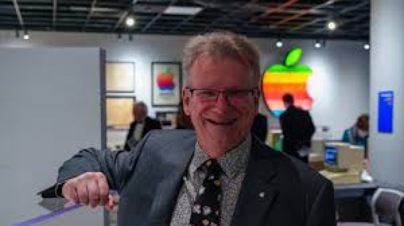 Meet the only Apple employee still with the company since its founding 50 years ago