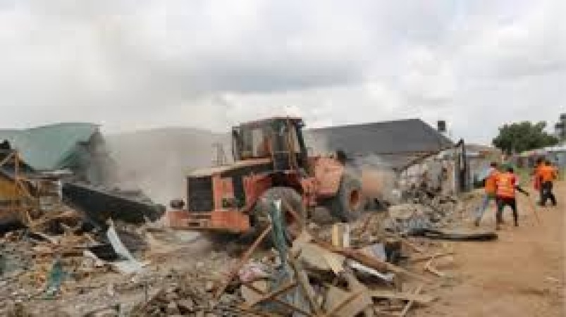 Edo Agency demolishes 500 illegal structures in Benin