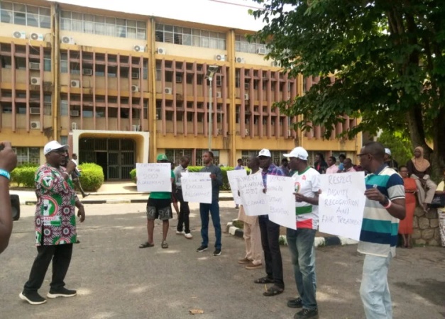 OAU SSANU, NASU join nationwide strike over non-implementation of 2009 agreement