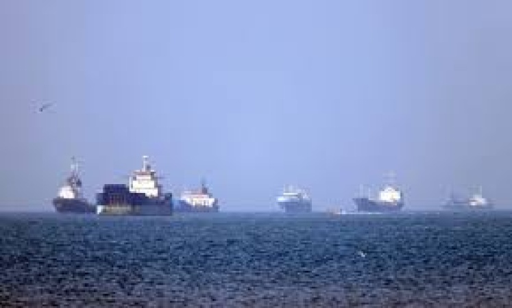Trump’s gambit to move ships through the Strait of Hormuz tests the fragile ceasefire
