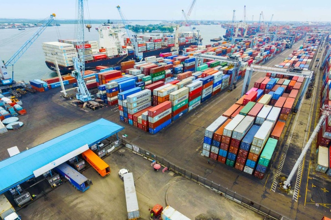 Customs agents protest Marine Police disruption of legitimate trade