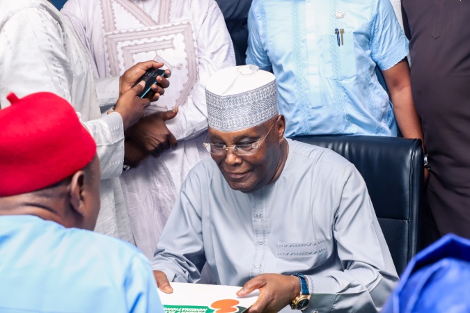 Rowdy scene at ADC Secretariat as Atiku submits 2027 Presidential Forms