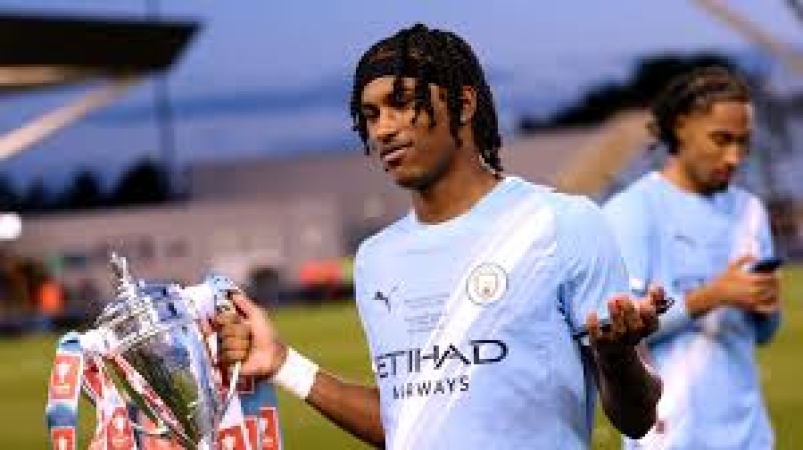 Man City beat rivals Man Utd 2-1 to win FA Youth Cup