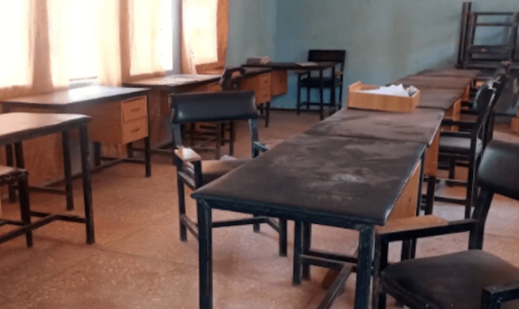 Teacher shot, Principal and students kidnapped as gunmen storm Oyo school